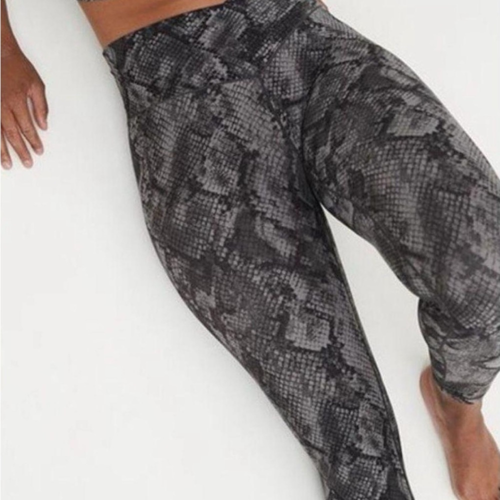 Aerie Black Snake Print Leggings
